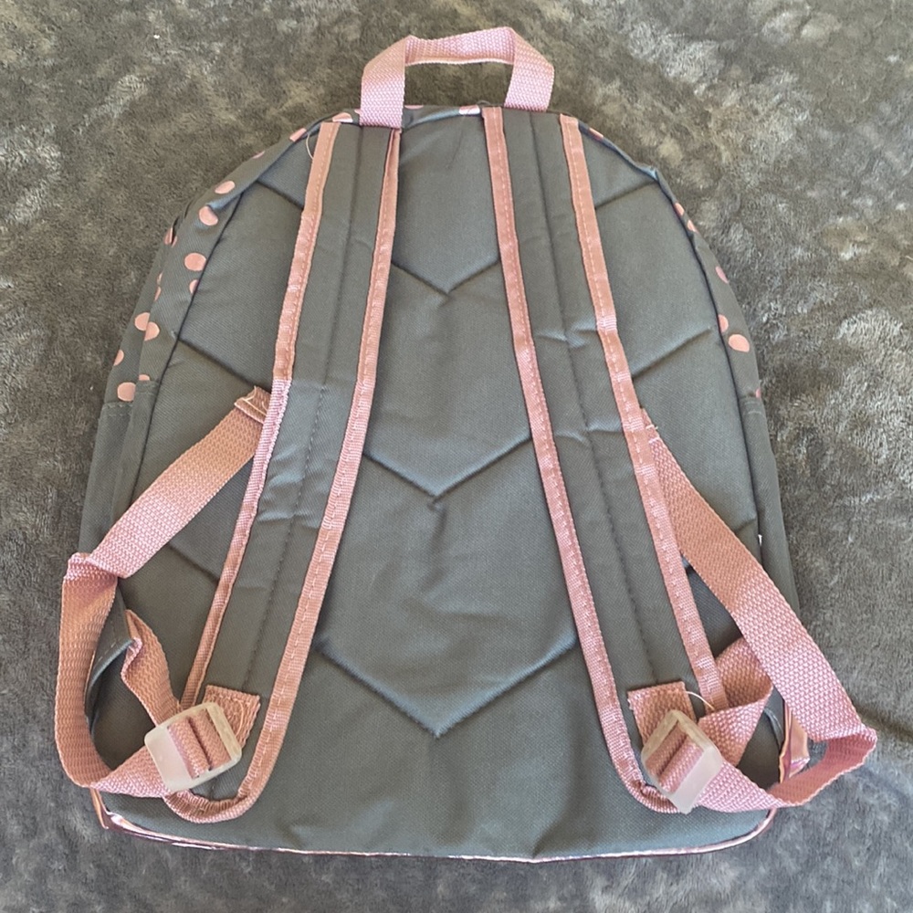 Back Pack - Picture 2 of 9